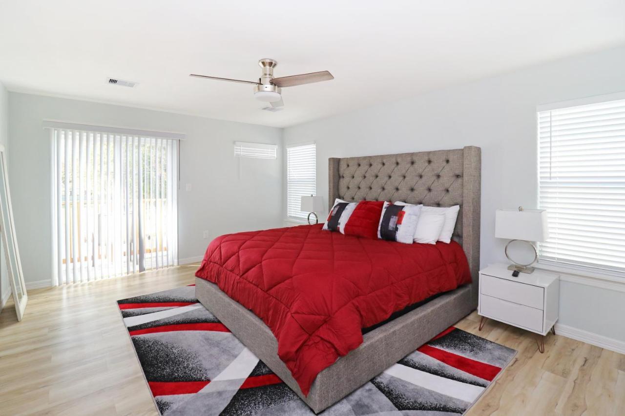 Peerless Retreat - Minutes From Downtown Houston Villa Екстериор снимка
